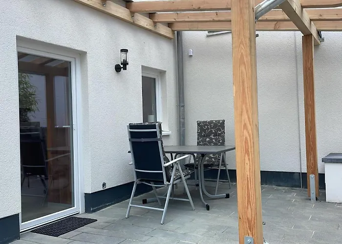 City Wohnung Mit Garten Und Terrassen