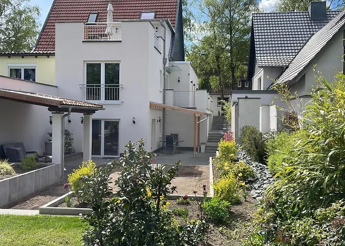 City Wohnung Mit Garten Und Terrassen