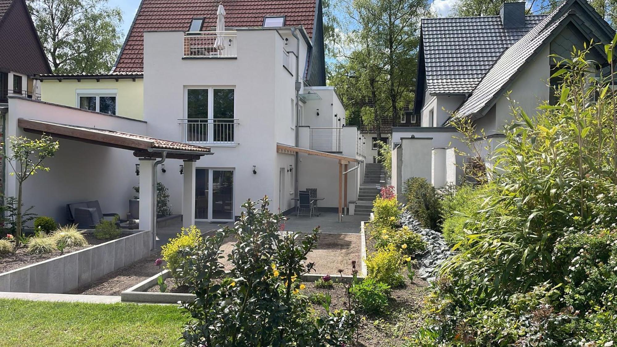 Appartement Mit Garten Und Terrassen *